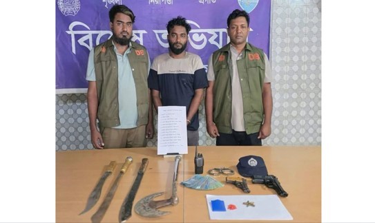 কুমিল্লায় বিদেশি অস্ত্রসহ একজন  গ্রেফতার